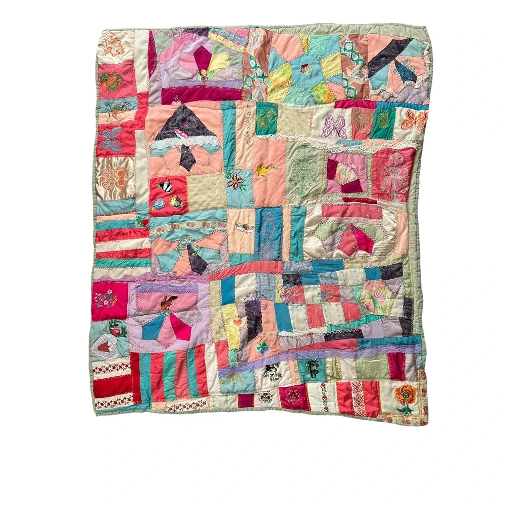 Vintage Handmade Crazy Quilt Embroidered Patchwork Quilt Cottagecore 46x55